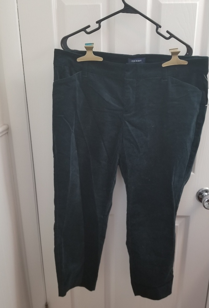 NWT Old Navy velvet green pixie pants 16